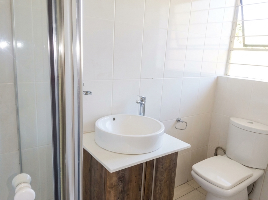To Let 3 Bedroom Property for Rent in Geelhoutpark North West
